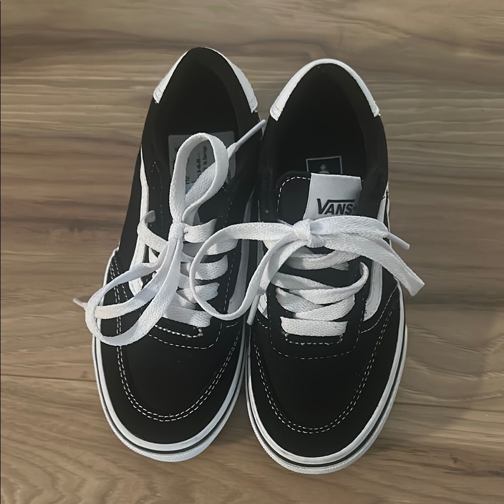 Vans Kids Classic Black & White Lace-Up Sneakers